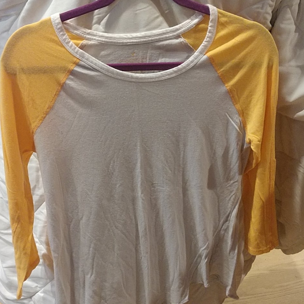 Baseball tee